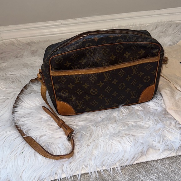 Authentic vintage Louis Vuitton handbag - Picture 1 of 10